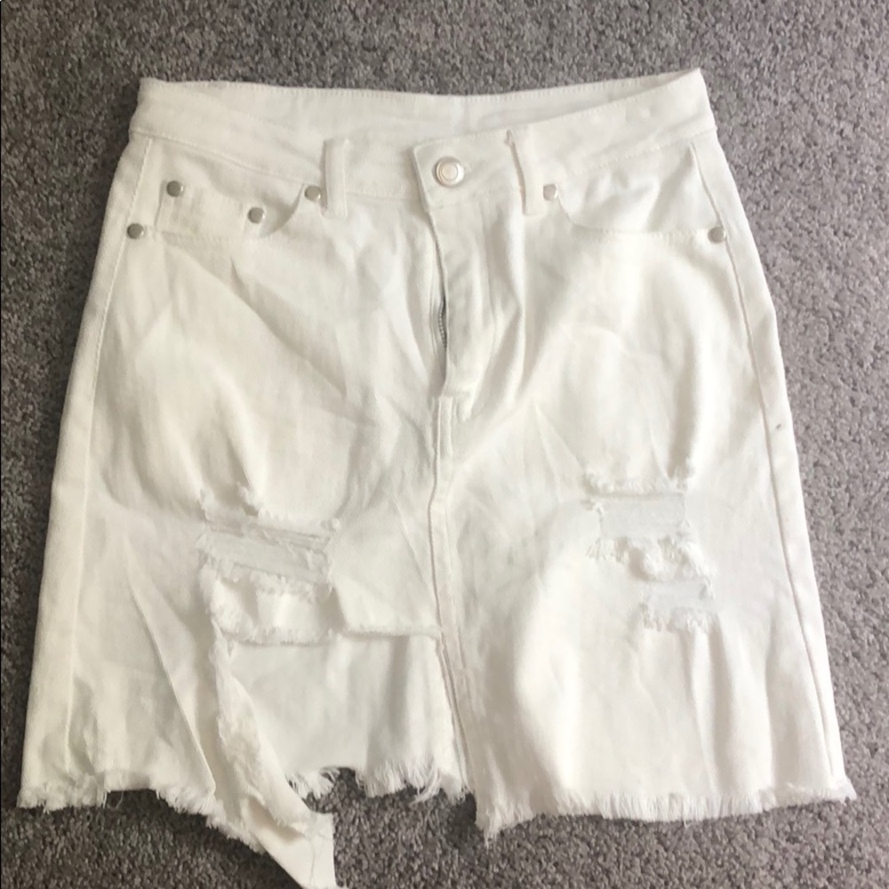 Etophe studios distressed white denim skirt